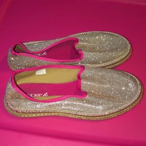Sparkling girl shoes